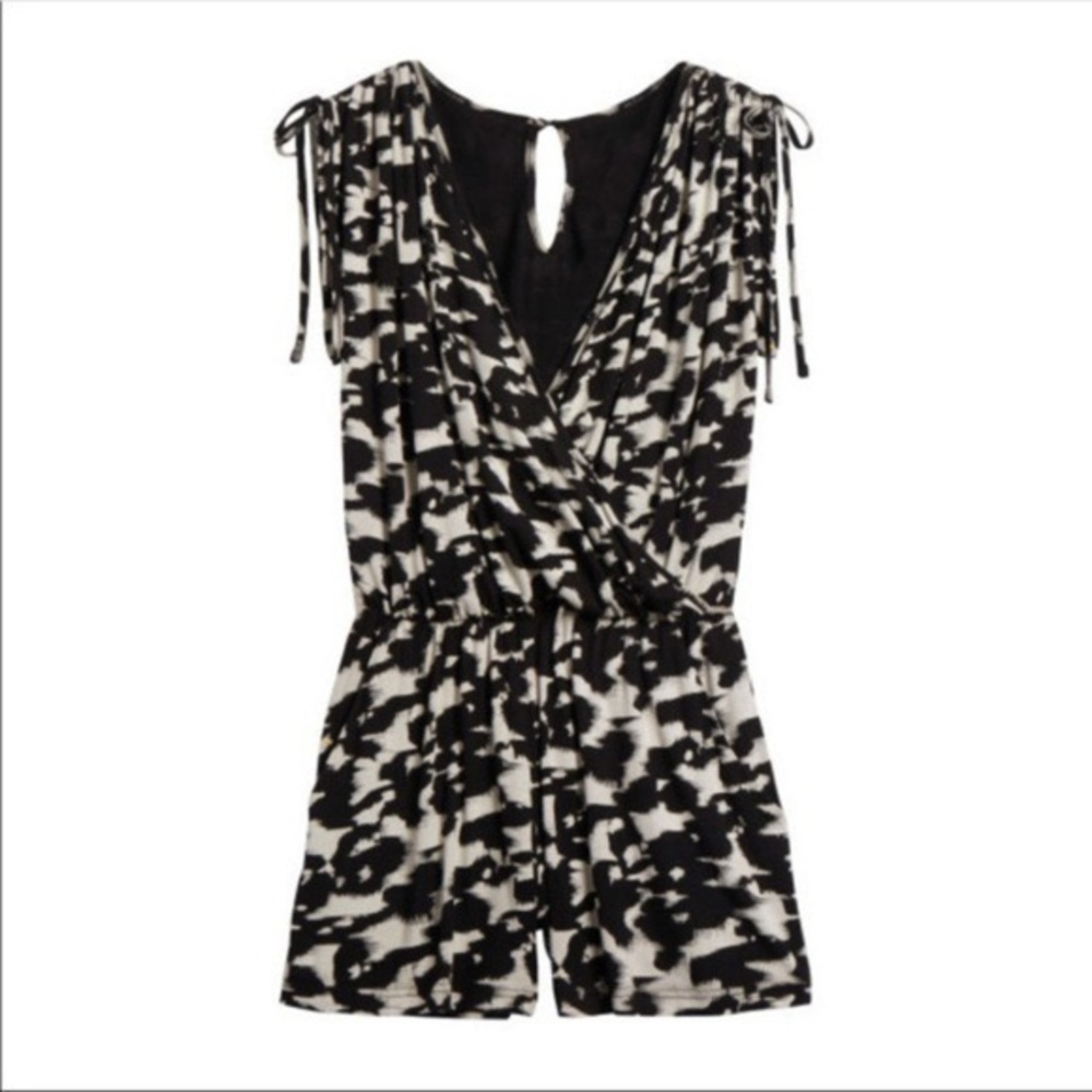 NWT Market & Spruce Romper
